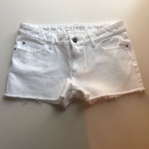 DL1961 White Lola Shorts